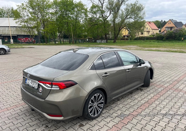 Toyota Corolla cena 80000 przebieg: 68000, rok produkcji 2019 z Nowogard małe 106